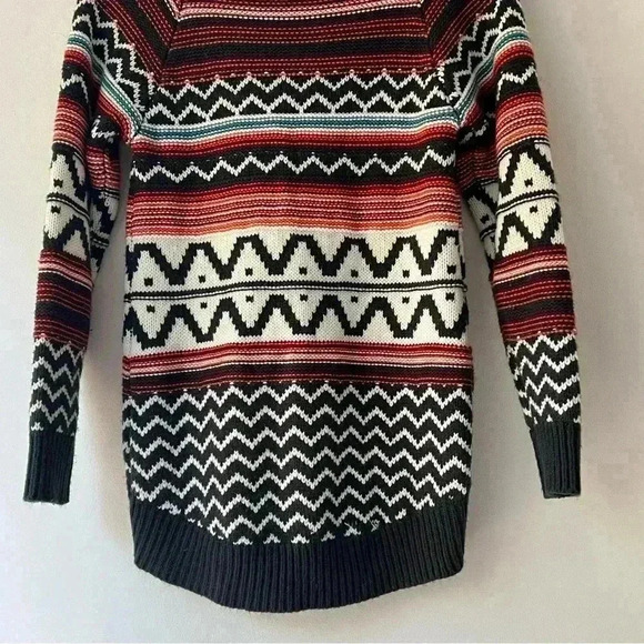 Under Skies Colorful Knit Sweater Small - Picture 8 of 16